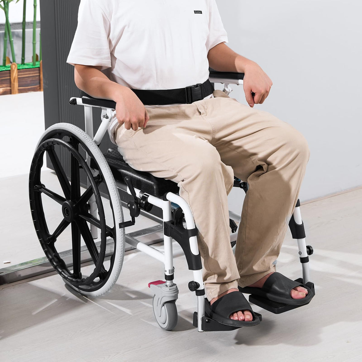 17.5in Adjustable Aluminum Shower Wheelchair with Brake A70011